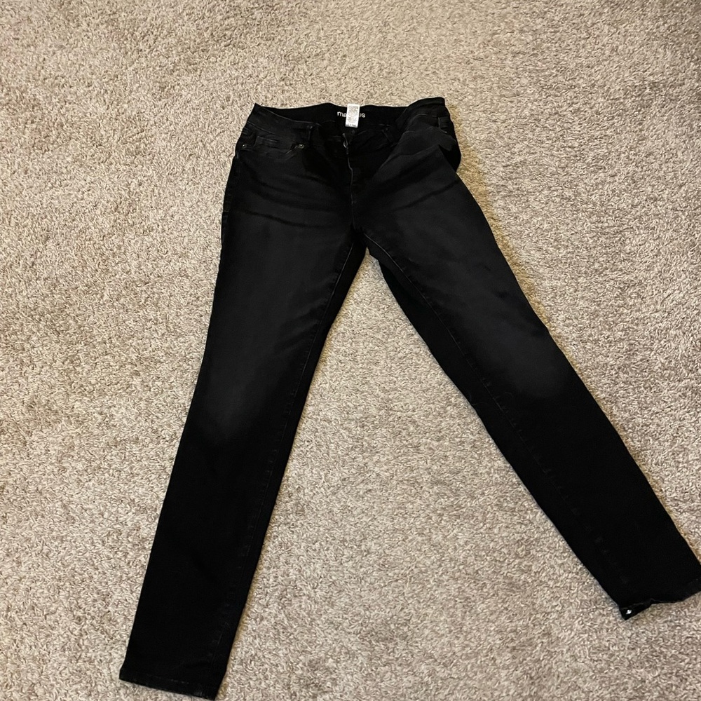 Maurice brand size large skinny jeans